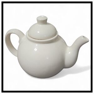 Vtg White Ceramic Teapot